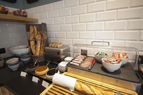 Brit Hotel Essentiel Arverne - Clermont-Ferrand Sud Aubière المظهر الخارجي الصورة