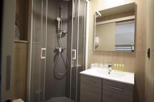 Brit Hotel Essentiel Arverne - Clermont-Ferrand Sud Aubière المظهر الخارجي الصورة